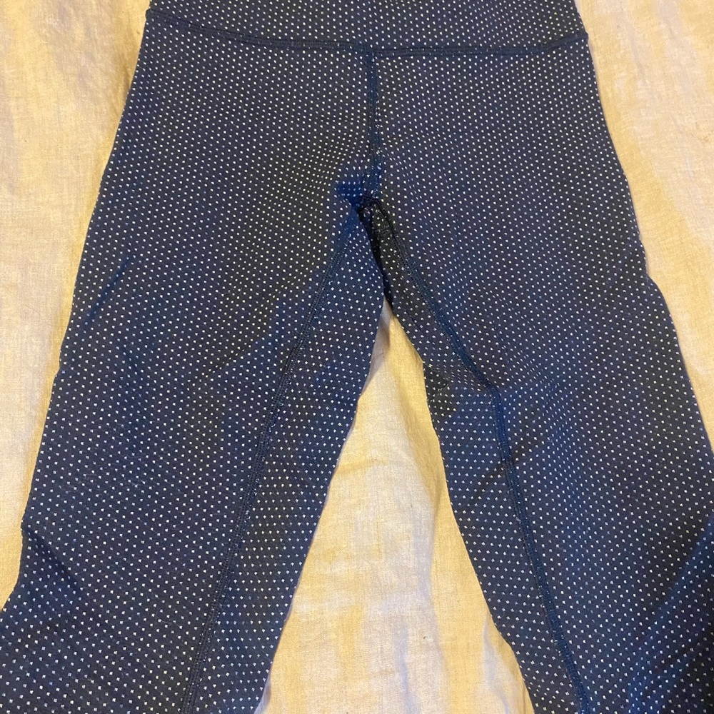 Lululemon leggings size 4